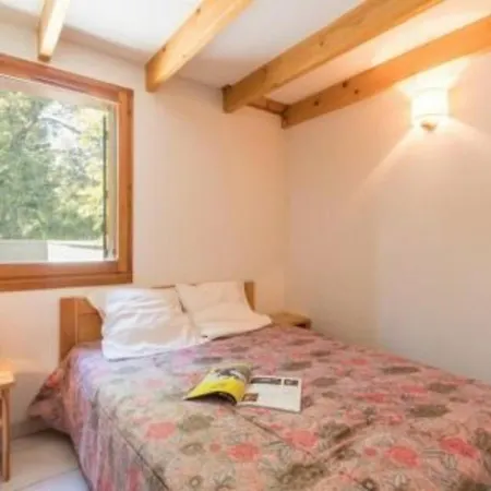 Duplex 3 Pieces Avec Balcon, Garage Et 6 Couchages A La Salle-les-alpes, Proche Commerces Et Pistes - Fr-1-330f-83 Apartment *