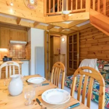 Duplex 3 Pieces Avec Balcon, Garage Et 6 Couchages A La Salle-les-alpes, Proche Commerces Et Pistes - Fr-1-330f-83 Apartment *
