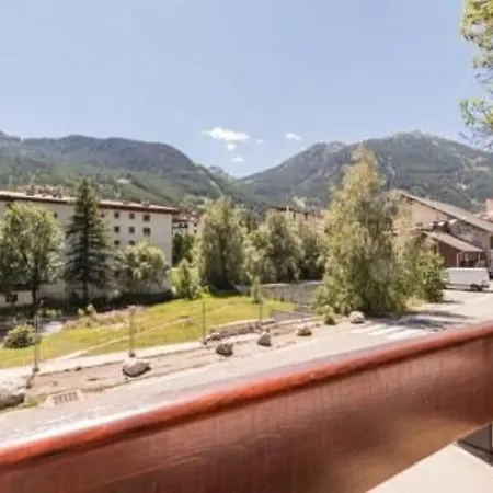 Duplex 3 Pieces Avec Balcon, Garage Et 6 Couchages A La Salle-les-alpes, Proche Commerces Et Pistes - Fr-1-330f-83 Serre Chevalier